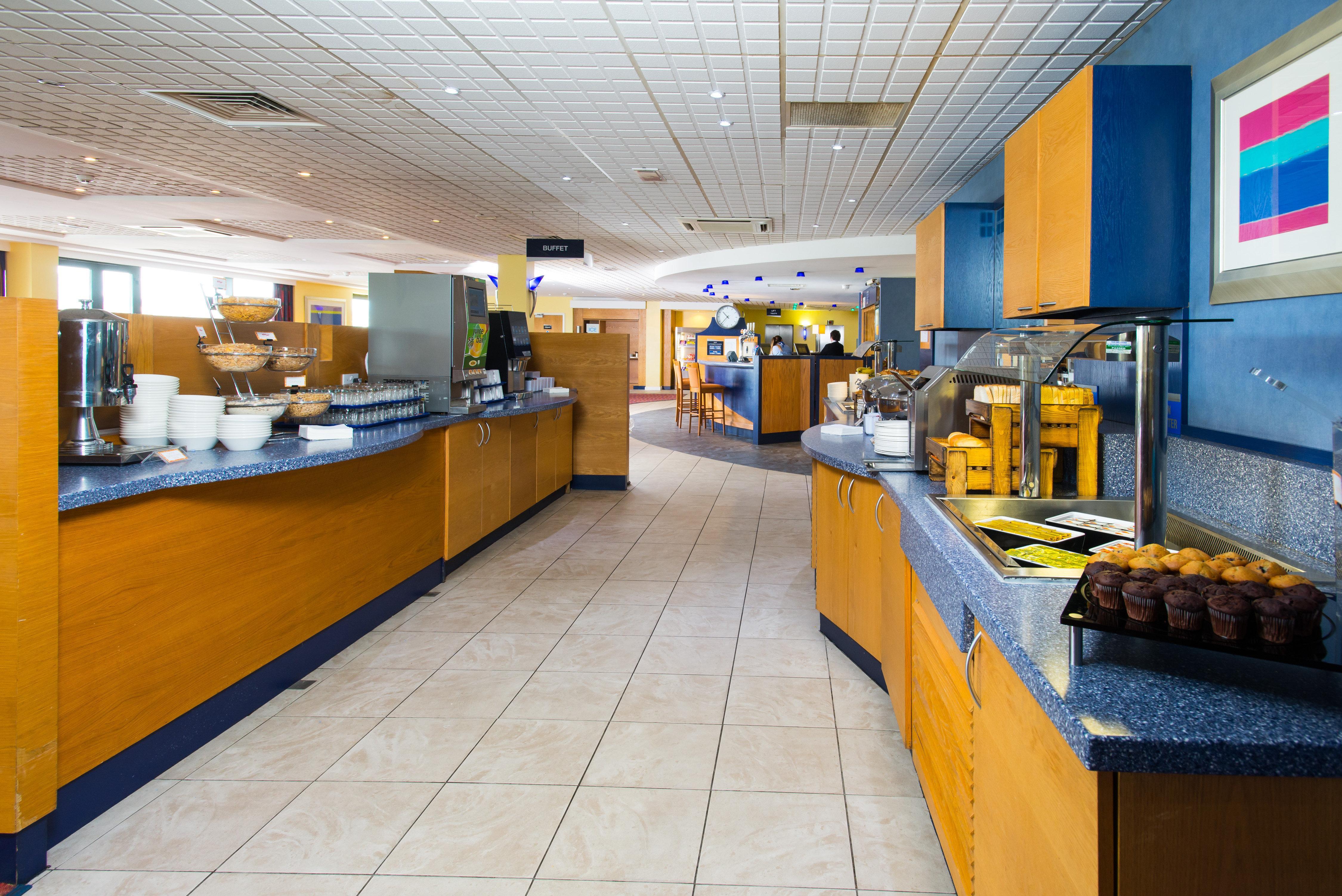 Holiday Inn Express Bradford City Centre By Ihg Экстерьер фото