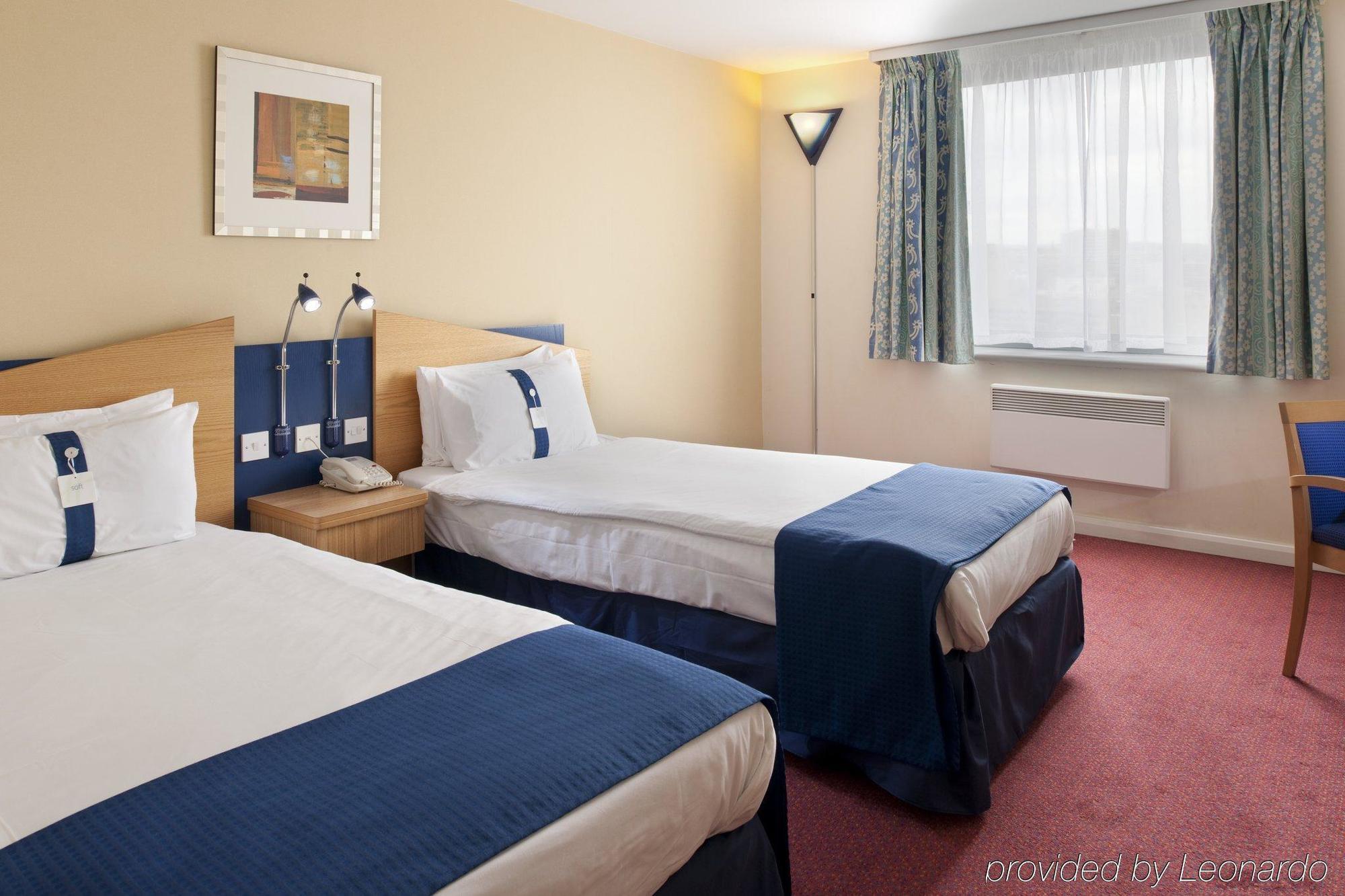 Holiday Inn Express Bradford City Centre By Ihg Экстерьер фото
