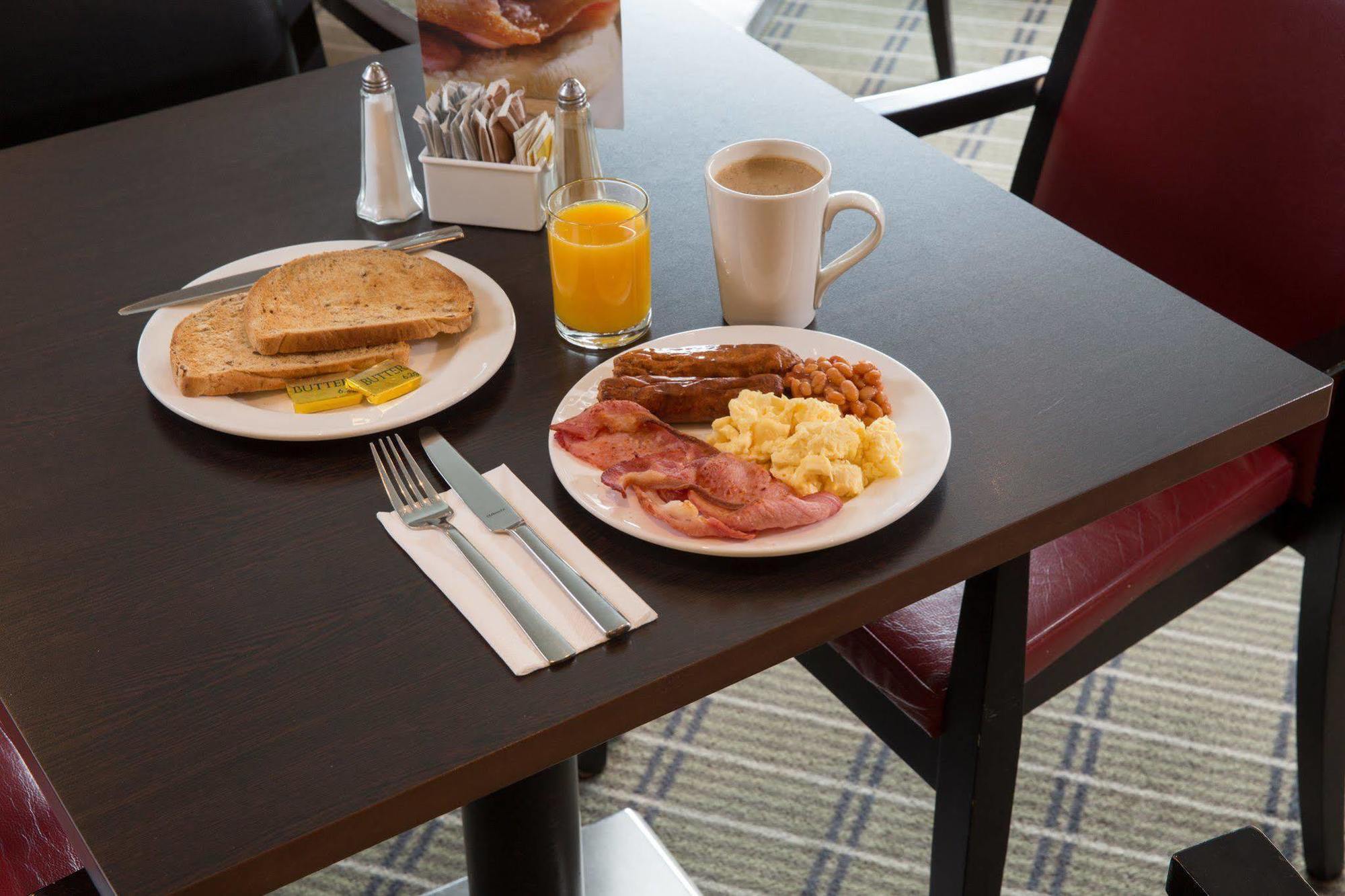 Holiday Inn Express Bradford City Centre By Ihg Экстерьер фото