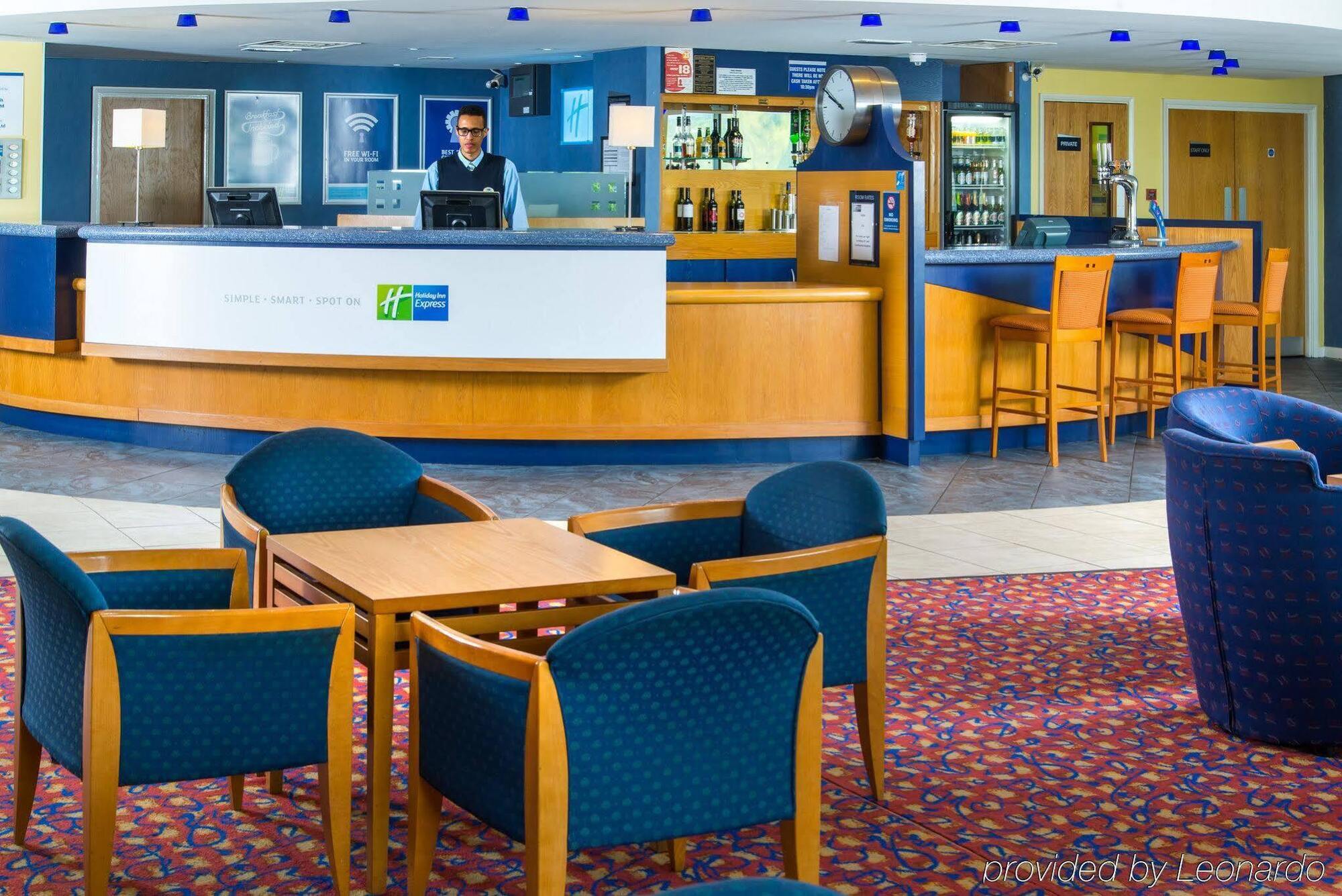 Holiday Inn Express Bradford City Centre By Ihg Экстерьер фото
